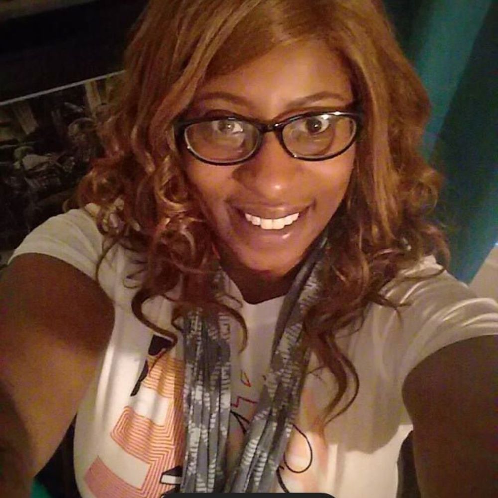 Meet your Posher, Desjah